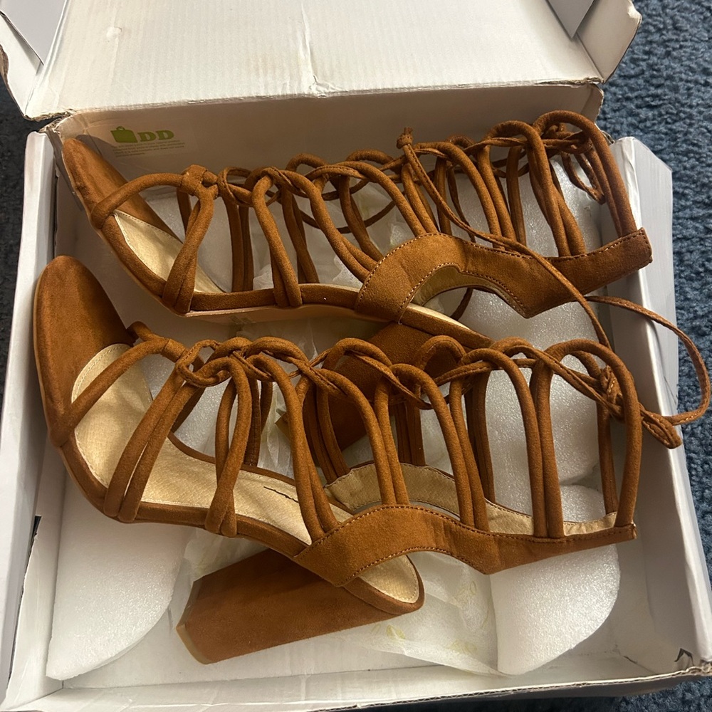 Women's Tan Strappy Heels